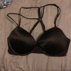 Black criss-cross Victoria’s Secret bra 32D